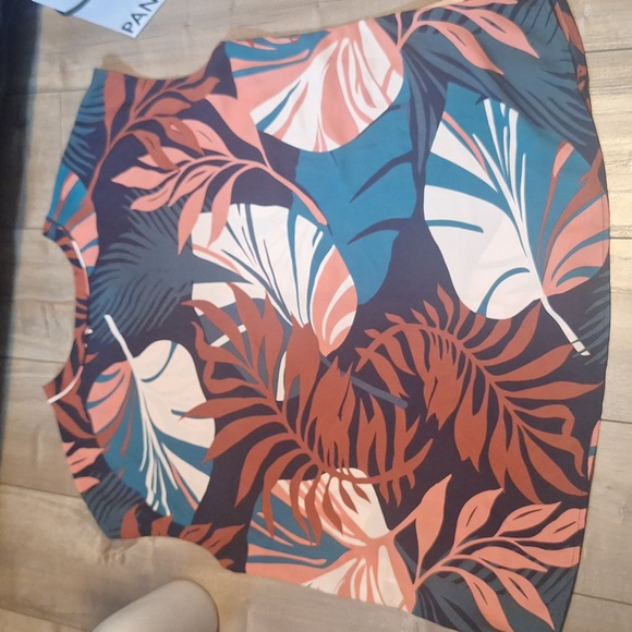 Tropical Chic - Picture 5 of 8